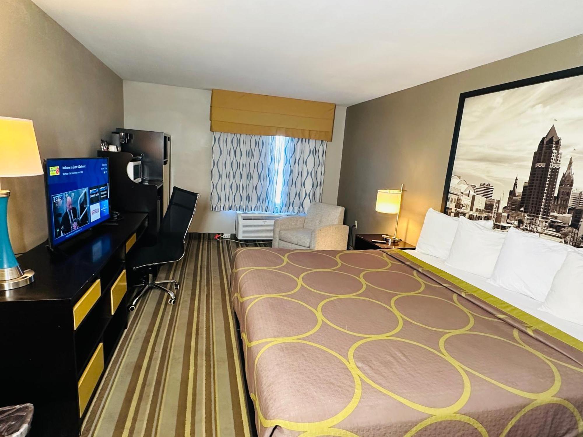 Delavan Inn And Suites Zewnętrze zdjęcie